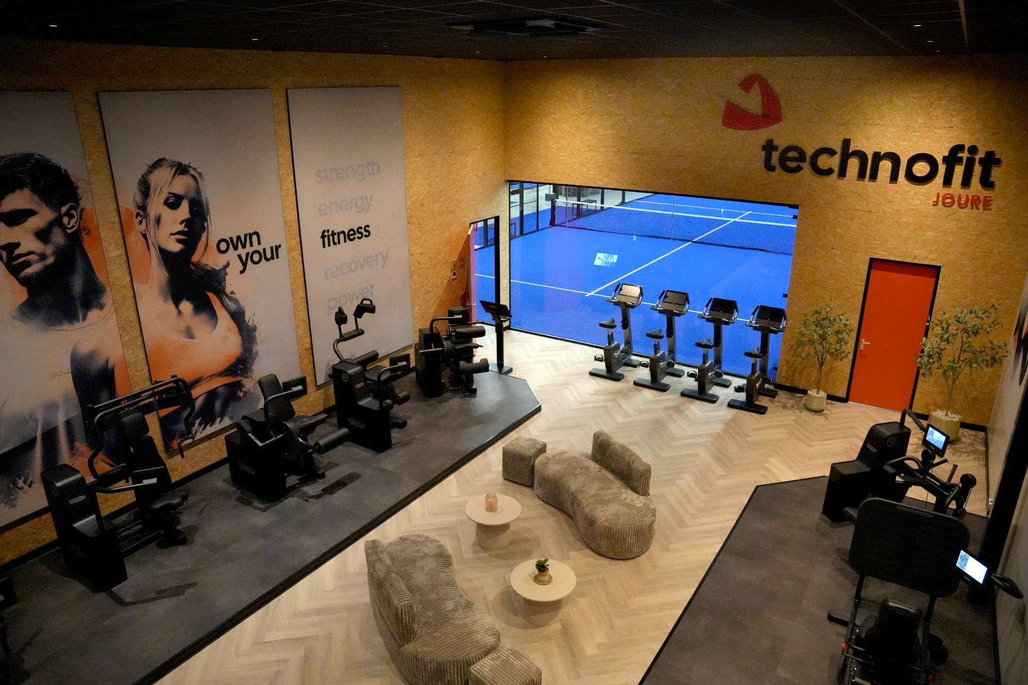 Overzicht van het Technogym Biocircuit bij Technofit Joure